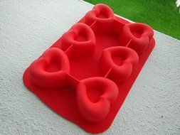 Silicone 6-cup Heart Shape Muffin Cake Mould (Red)