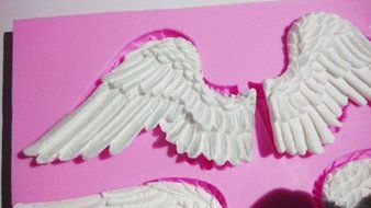 Wocuz W0701 Silicone Angle Wings Shaped Chocolate Fondant Mold Candy Mold for Cupcake Cake Decoration Gum Mould N6