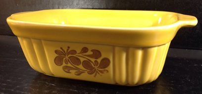 Pfaltzgraff Village Pattern 6" Casserole, Older