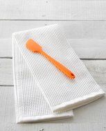 GIR: Get It Right Premium Silicone Skinny Spatula, 11 Inches, Red N9