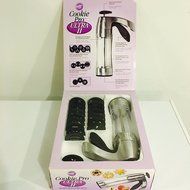 Wilton Cookie Pro Ultra II With 3 Bonus Disks. (20) N2