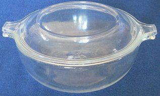Pyrex Clear Glass 20 Oz Individual Casserole with Lid