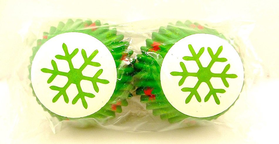Wilton Holiday Mini Baking Cups,100x,1.5"d X 1"h (Green Snowflake)