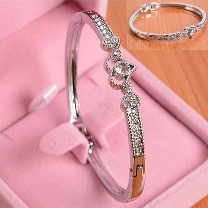 Women Crystal Charm Jewelry Hot Heart Bangle Fashion Silver Plated Bracelet Gift N2