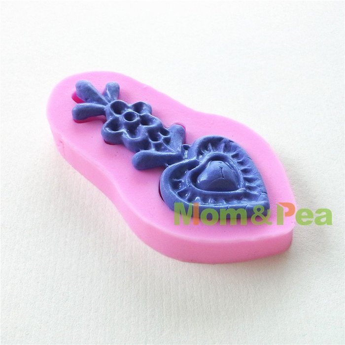 Mom&pea 0641 Heart Pendant Shaped Silicone Mould for Fondant Cake Sugar Paste Cake Decoration 3d Cake Toppers...