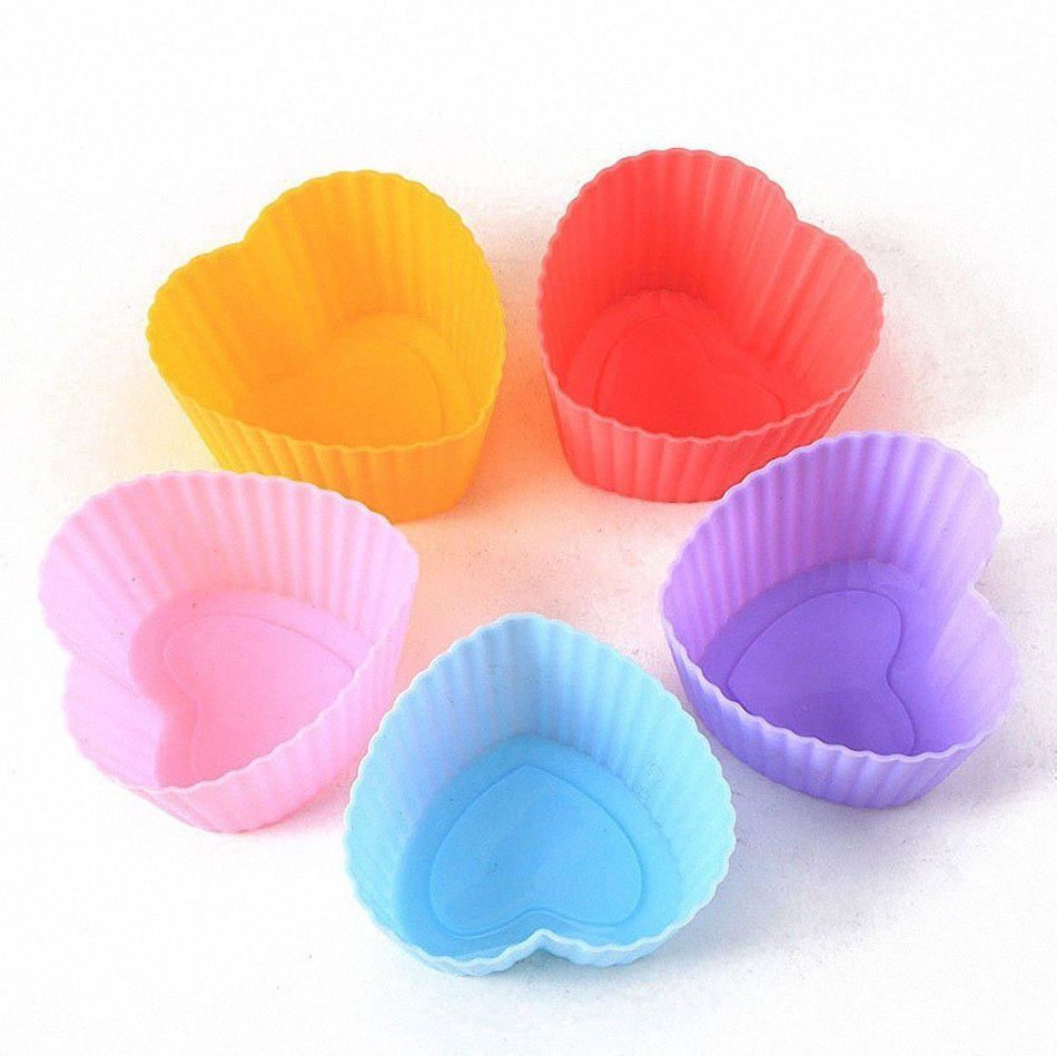 cupcake-molds-silicone-baking-cups-muffin-cases-set-of-12-reusable