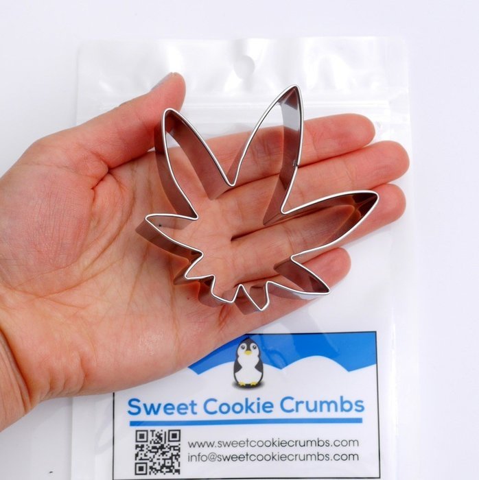 Marijuana Leaf Cookie Cutter- Stainless Steel