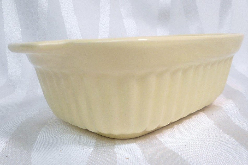 Vintage Pfaltzgraff Mini Casserole 16oz FTDA 1983 White with Green Floral #B11 N2