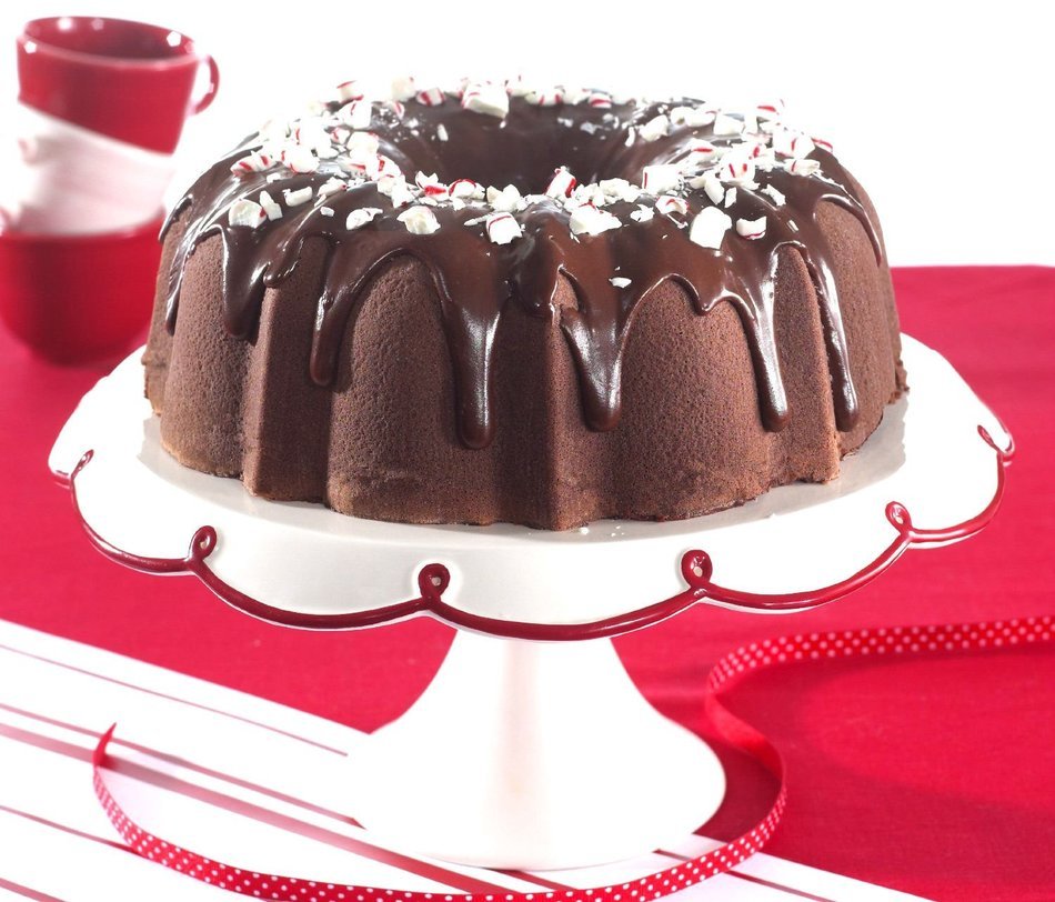 Nordic Ware 51322 6-Cup Classic Non-Stick Aluminum Bundt Cake Pan