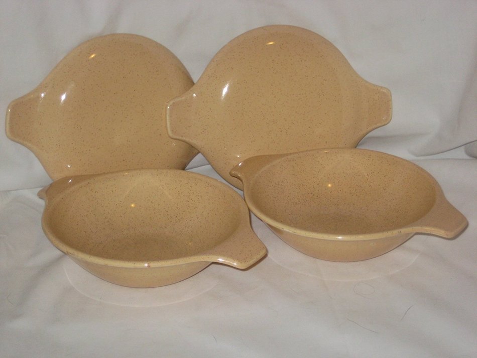 4 pc. Set - Vintage Taylor Smith Taylor Pebbleford 6 x 2 1/2" Casserole Baking Dishes w/ Lids