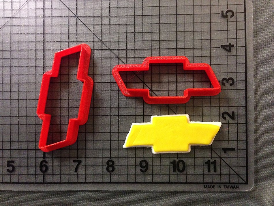 Automotive Logo 105 Cookie Cutter (2 inches)
