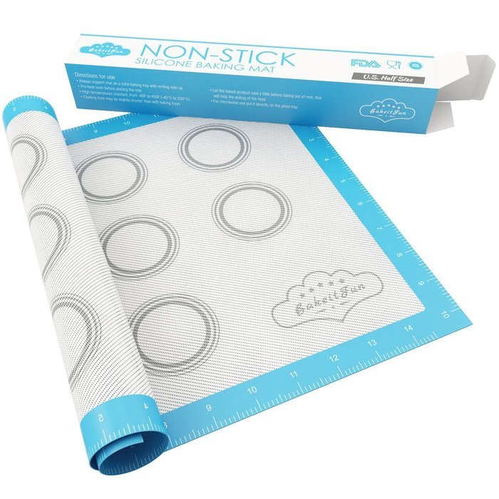 BakeitFun Silicone Baking Mat With Measurements and Circles, Half Sheet 16.5" x 11", Red N10