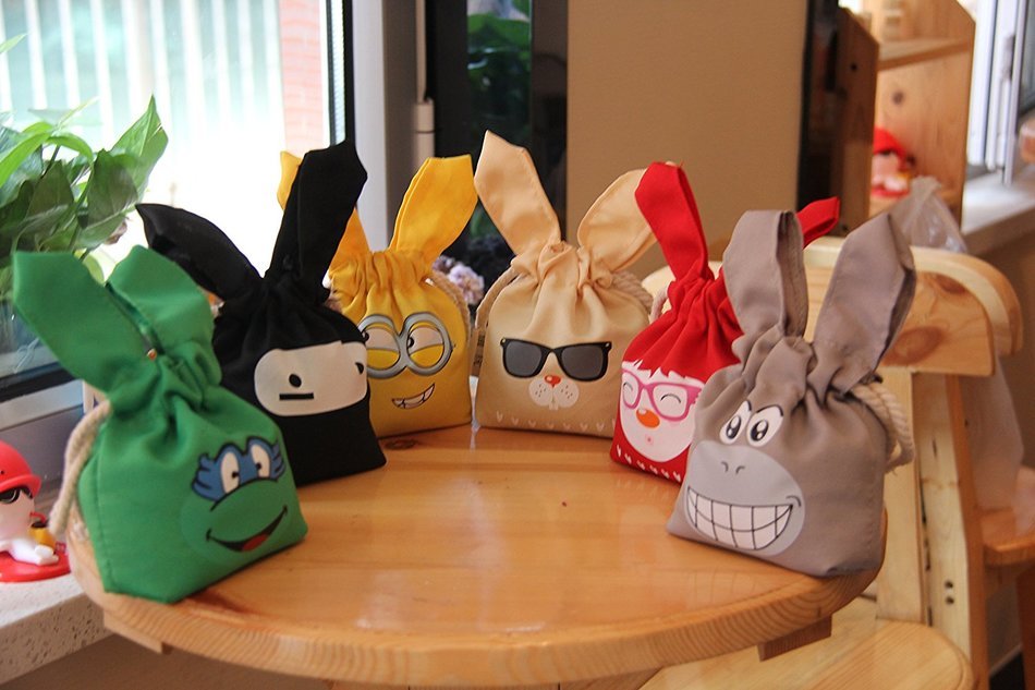 Fu Tiger Natural Air Purifying Bag 250g.Naturally Removes Odors,Allergens and Harmful Pollutants.Prevents Mold... N7