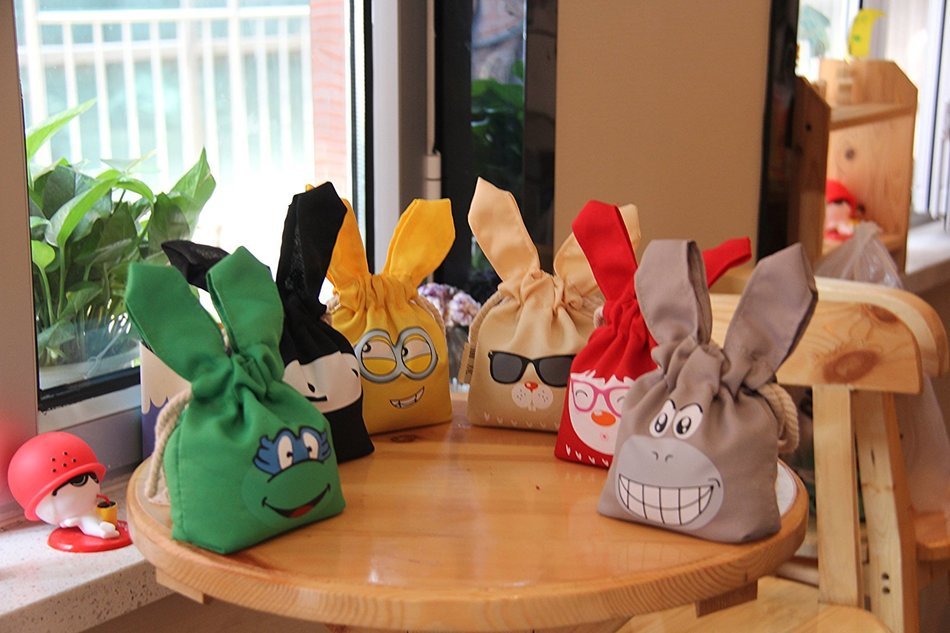 Fu Tiger Natural Air Purifying Bag 250g.Naturally Removes Odors,Allergens and Harmful Pollutants.Prevents Mold... N13