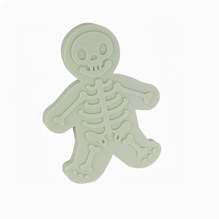 The Easiest Skull Cookies Ever Cutter /Stampers & SWEET SPIRITS Day of the Dead Cookie Cutter & Gingerdead Men...