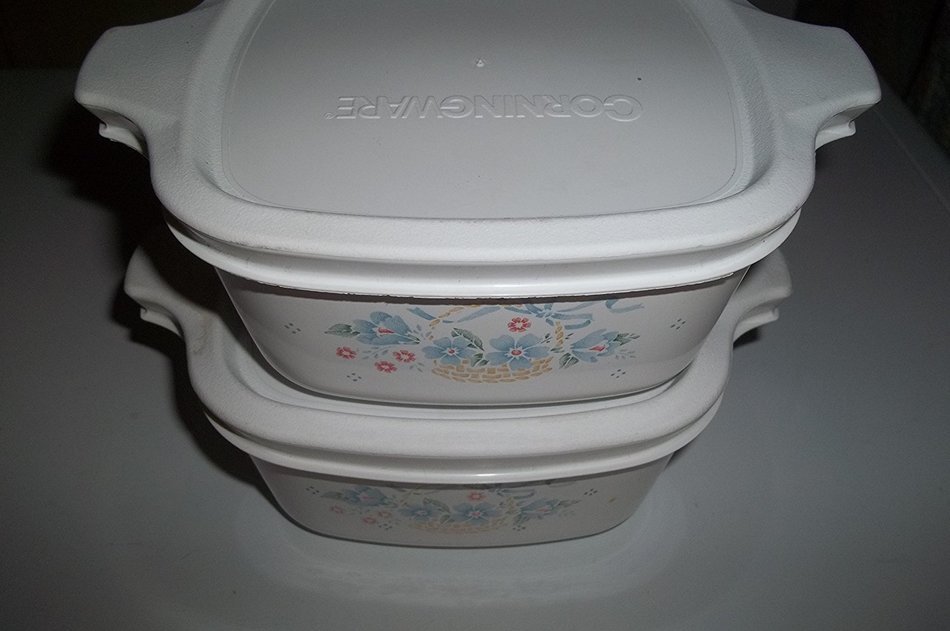 2 Corning Ware P-43-B Country Cornflower with Airtight Plastic Lid N4