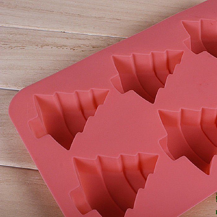 DUFUSTORE Chocolate Cake Candy Baking Silicone Bakeware Mould 6pcs Christmas Tree Random Color N4