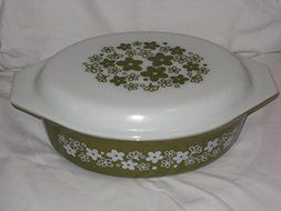 Vintage 1970's Pyrex " Spring Blossom" Oval 2 1/2 Quart Casserole Baking Dish w/ White Milk Glass Lid