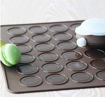 BPA Free 48 French Macaroon Baking Sheet &amp; Decorative Flower Pot Set-DIY Silicone Cake,Cookie Chocolate Maker... N6