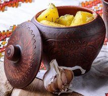 Set of 6 Smocked Terracotta Carved Bakeware Pots
