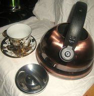 Alpine Antic Finish Encapsulated Base 18/10 Stainless Steel Whistling Tea Kettle Pot N2
