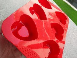 Silicone 6-cup Heart Shape Muffin Cake Mould (Red) N3