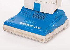 Upright Vacuum Bumper Guard, Size: Small (Fits Vac Dimensions: Front Width: 12" to 14", Side Depth: 6" &amp; Up)