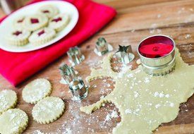 Fox Run Linzer Cookie Cutter Set N2