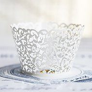 BUTEFO 50 Pcs Cupcake Holders Hollow Carving Decor Wrapper Wraps Cupcake Muffin Paper Holders (Gold) N16
