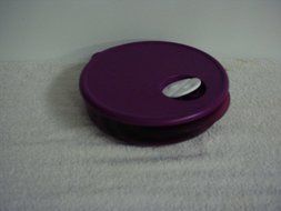 Tupperware Round Rock N Serve 3 1/4cup Rhubarb With White Vent Flip-up Button N2
