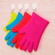 Beauty Clubs 1PC Microwave Baking Tool Heat Resistant Silicone Glove (Rose Red) N2