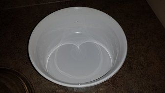 Corning Ware "French White" (F-5-B) Round Casserole Baking Dish with Lid (1.6 quarts) N2