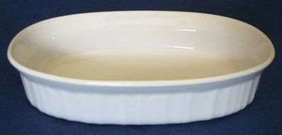 Corning Ware White Oval F-15-B Casserole 4.75ml - No Lid N3