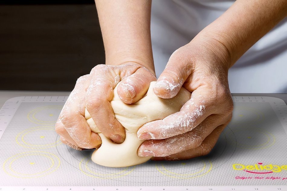 Delidge Professional Non-stick Silicone Baking Mat Quarter Sheet, White N2
