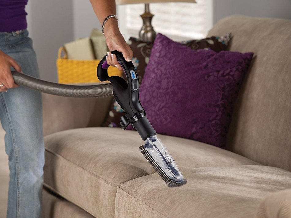 Electrolux EL8811A Precision Bagless Upright PET with Self Cleaning Brushroll, Sealed HEPA - Corded N2