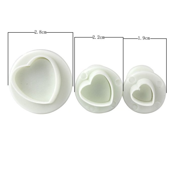 DUFUSTORE 3 x different size Cake Sugar Sugarcraft Cutter Plunger Love Heart N5