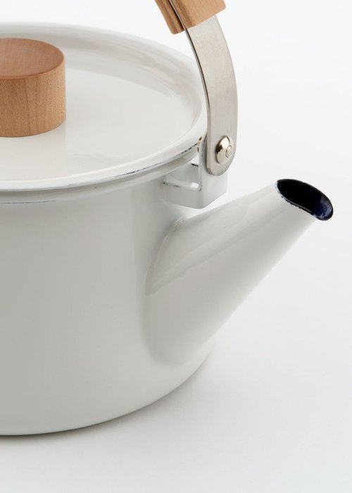 Kaico Kettle by Makoto Koizumi