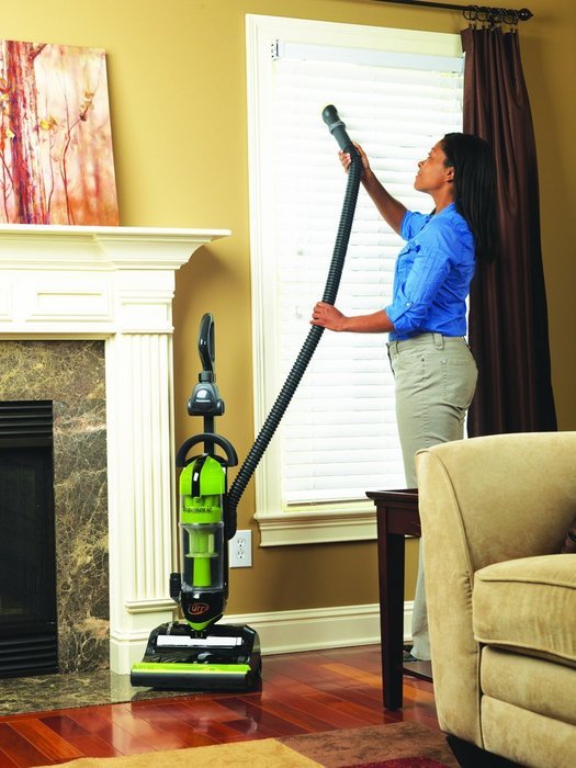 Panasonic MC-UL815 Bagless "Jet Turn" Upright Vacuum Cleaner - Corded N4