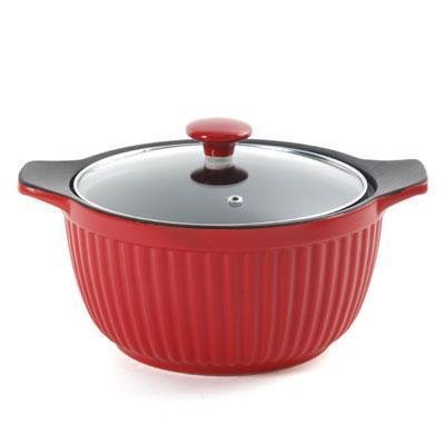 Cp 3Qt Ribbed Casserole Red "Prod. Type: Kitchen & Housewares/Cookware & Bakeware"