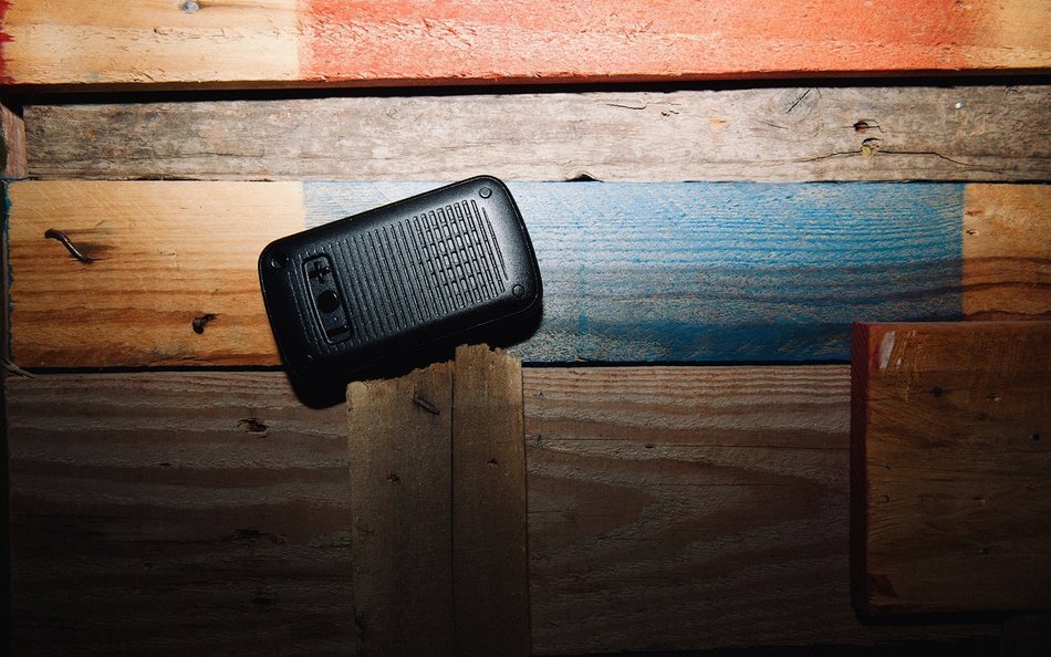 Skullcandy Air Raid Water-resistant Drop Proof Bluetooth Portable Speaker, Black