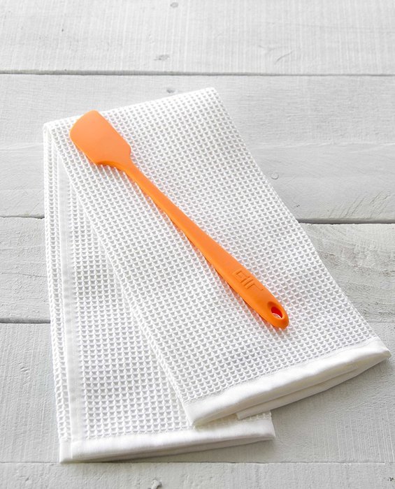 GIR: Get It Right Premium Silicone Skinny Spatula, 11 Inches, Red N23