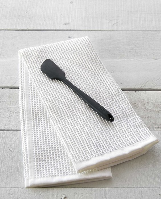 GIR: Get It Right Premium Silicone Skinny Spatula, 11 Inches, Red N28