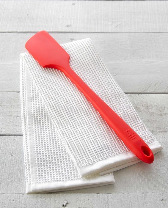 GIR: Get It Right Premium Silicone Skinny Spatula, 11 Inches, Red N39