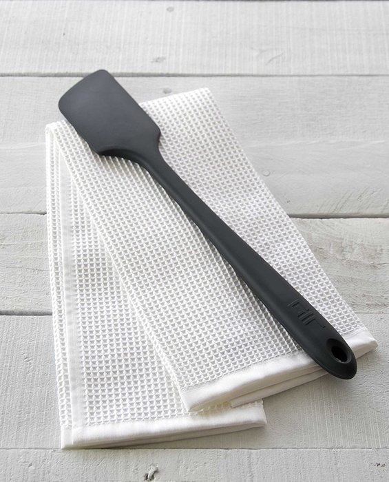 GIR: Get It Right Premium Silicone Skinny Spatula, 11 Inches, Red N48
