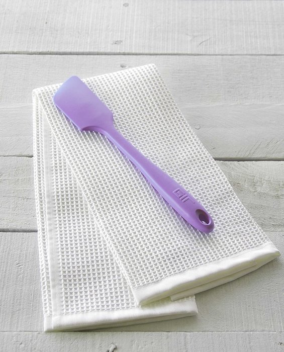 GIR: Get It Right Premium Silicone Skinny Spatula, 11 Inches, Red N62