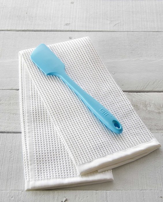 GIR: Get It Right Premium Silicone Skinny Spatula, 11 Inches, Red N68
