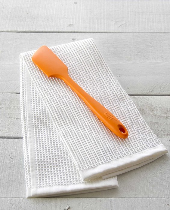 GIR: Get It Right Premium Silicone Skinny Spatula, 11 Inches, Red N77