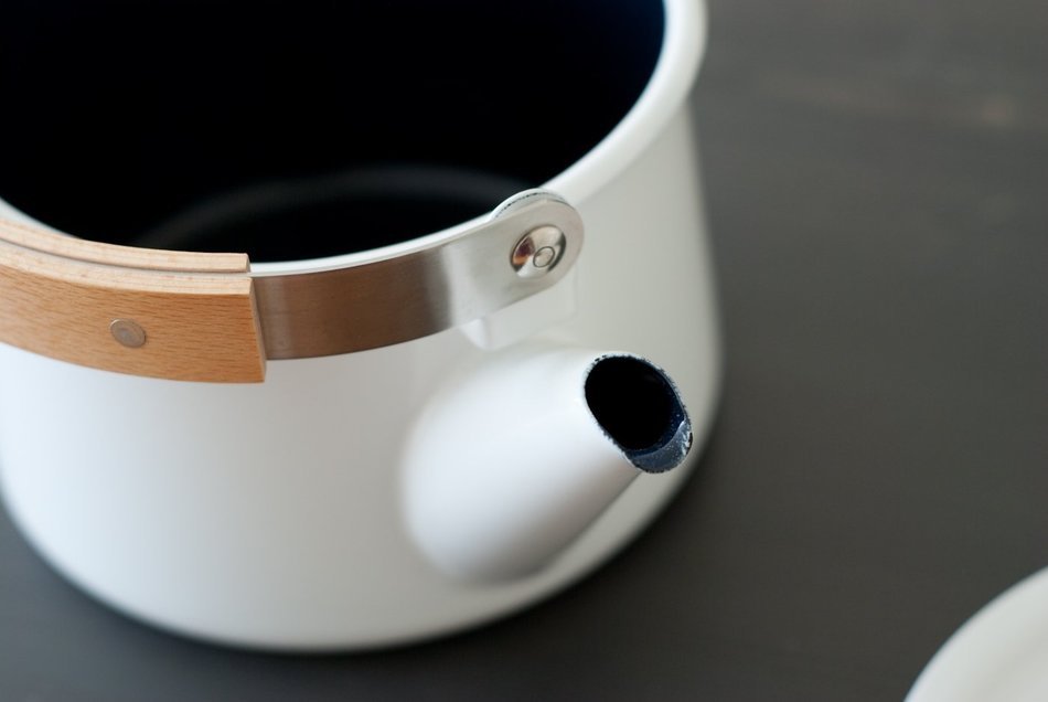 Kaico Kettle by Makoto Koizumi N3