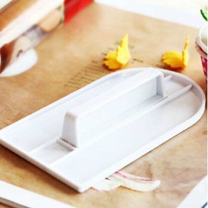 DUFUSTORE Cake Smoother Decorating Polisher Icing Fondant Cake SugarCraft N5