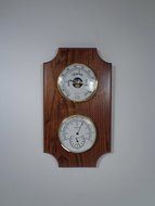 Solid Walnut Barometer Thermometer and Hygrometer Weatherstation N2